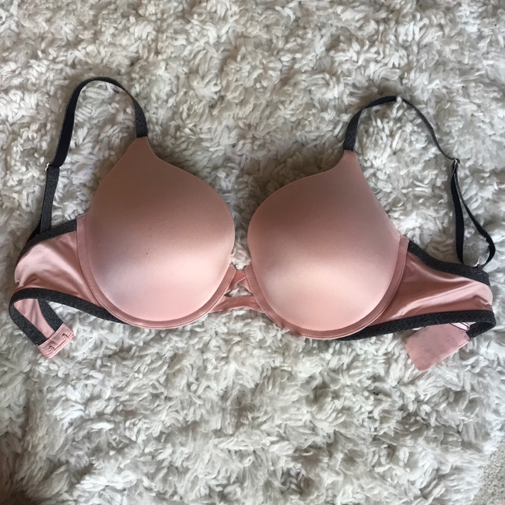 VICTORIAS SECRET T-shirt Bra